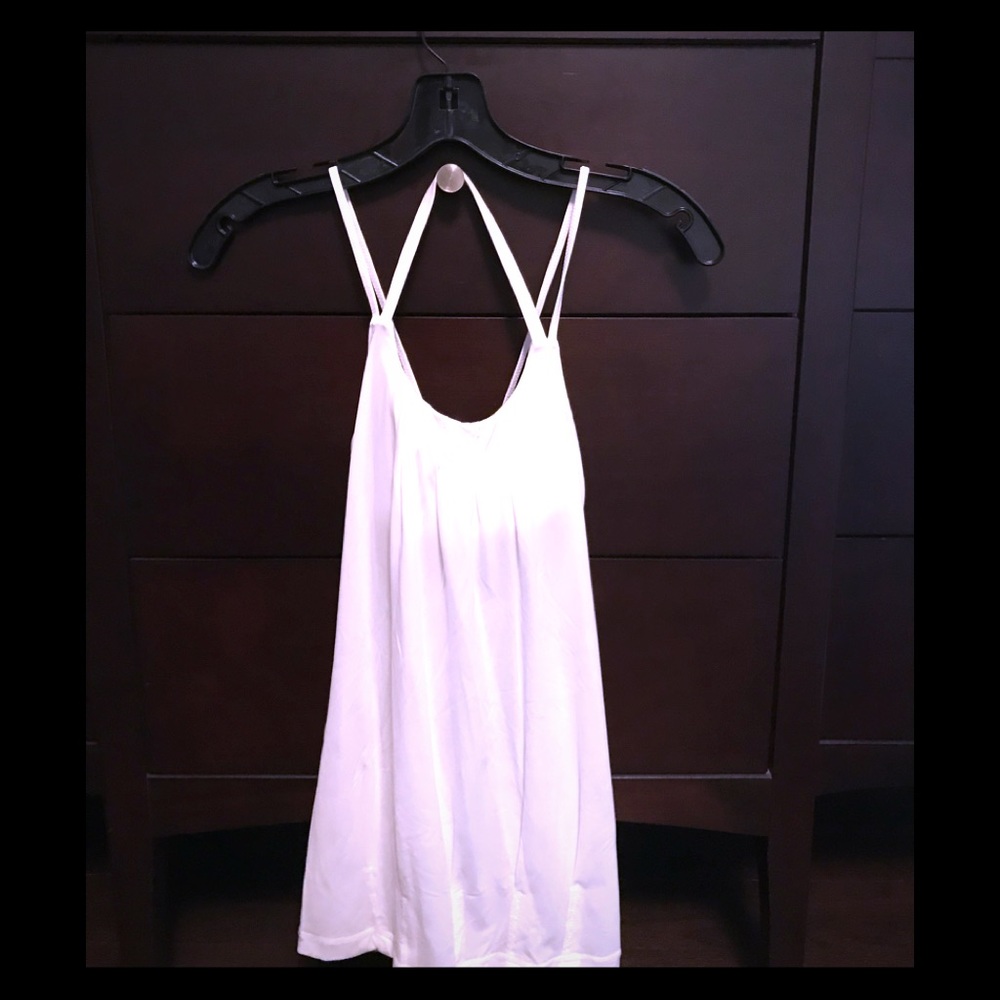 Lululemon Women’s Strappy tank w/ built-in bra (4) PRA